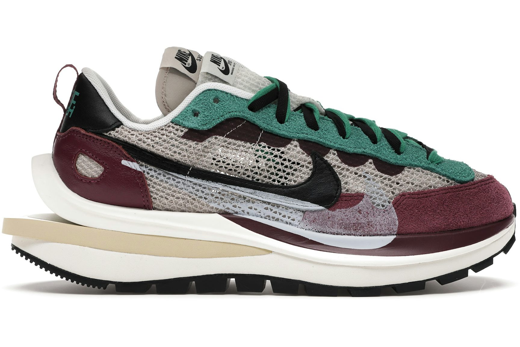 Nike Vaporwaffle sacai Villain Red Neptune Green-1