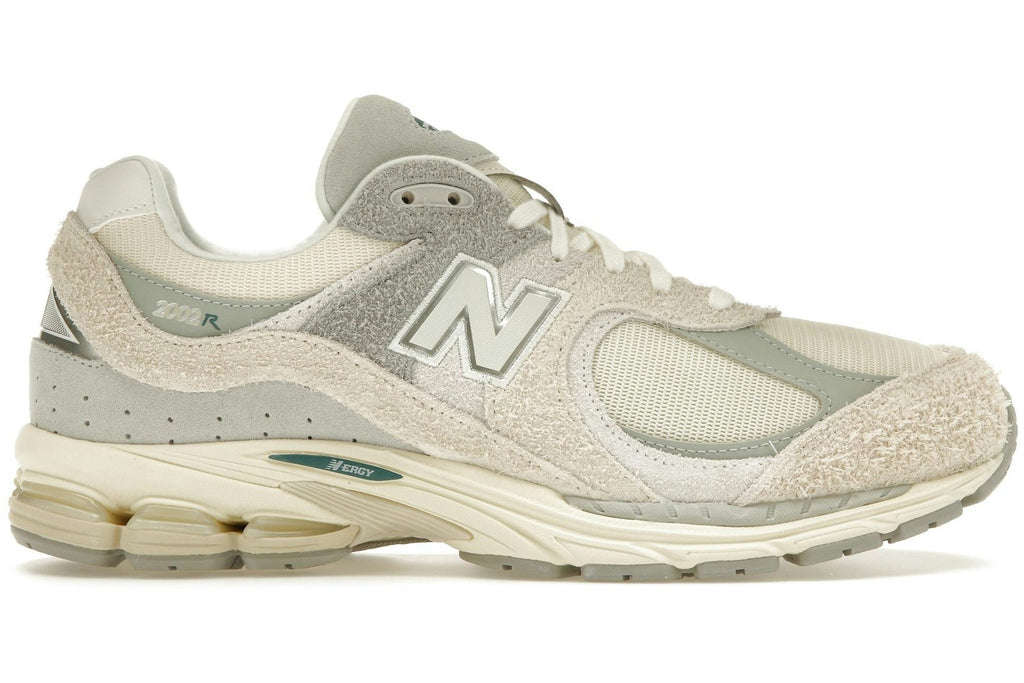 New Balance 2002R Linen-1