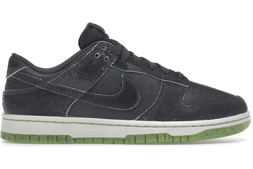 Nike Dunk Low Retro PRM Halloween (2022)-1