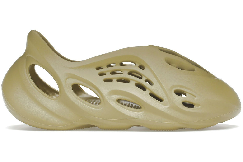 adidas Yeezy Foam RNNR Sulfur