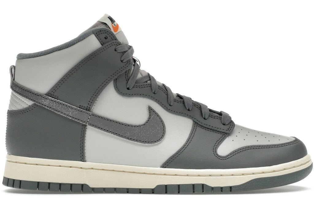 Nike Dunk High Vintage Light Bone Grey-1