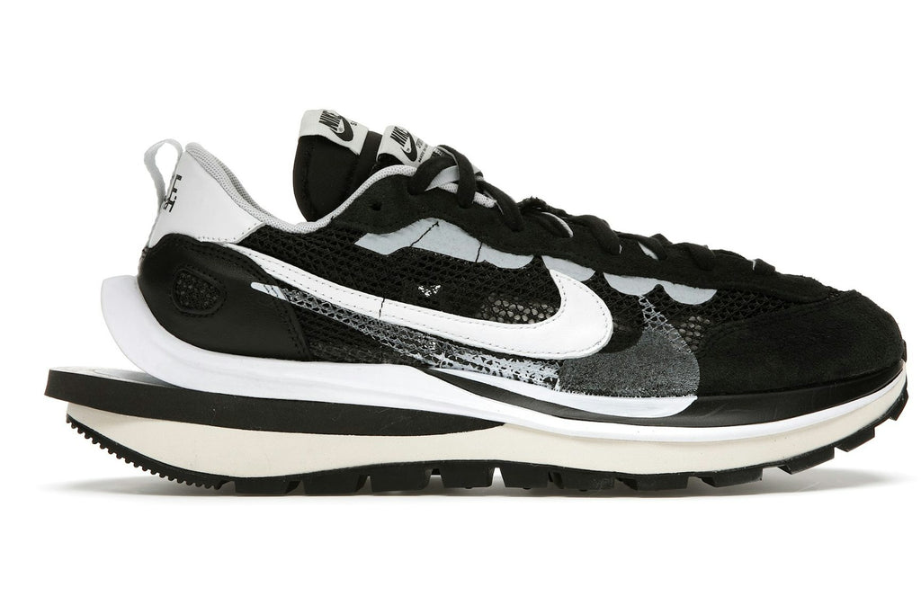 Nike Vaporwaffle sacai Black White-1