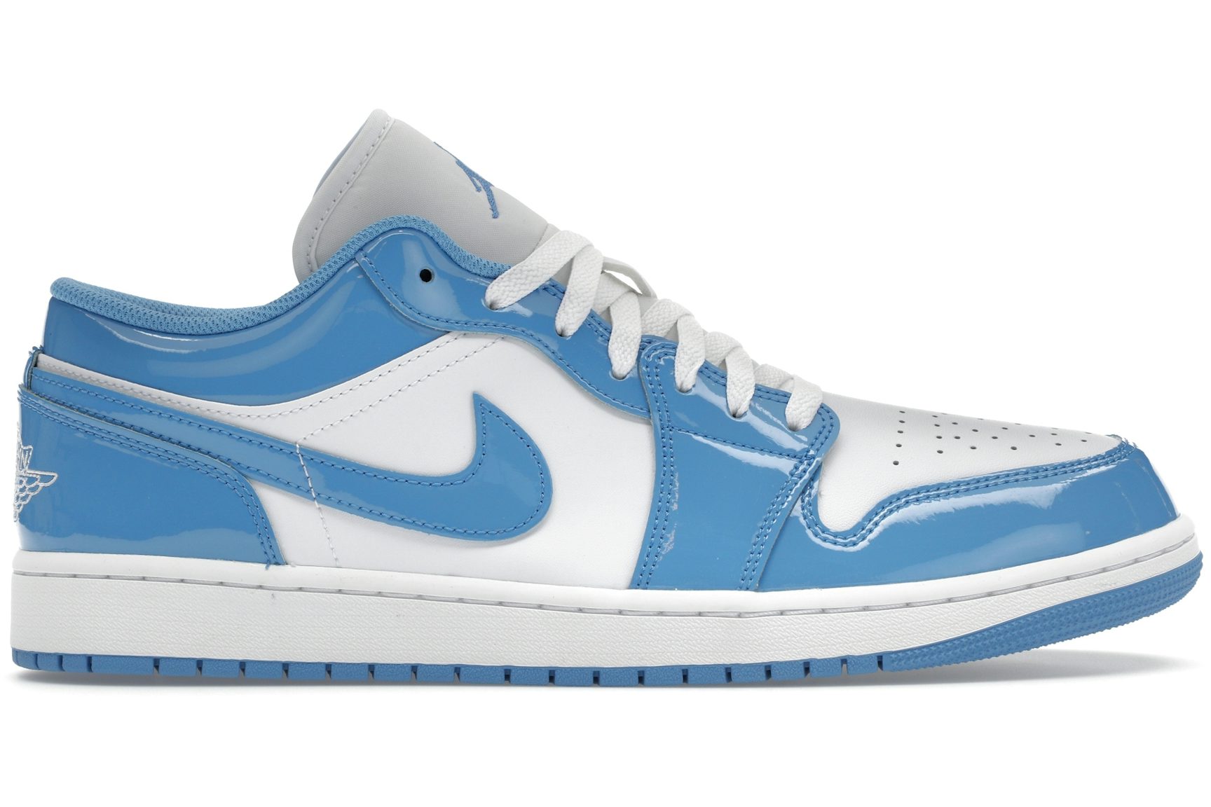 Jordan 1 Low SE White Legend Blue-1