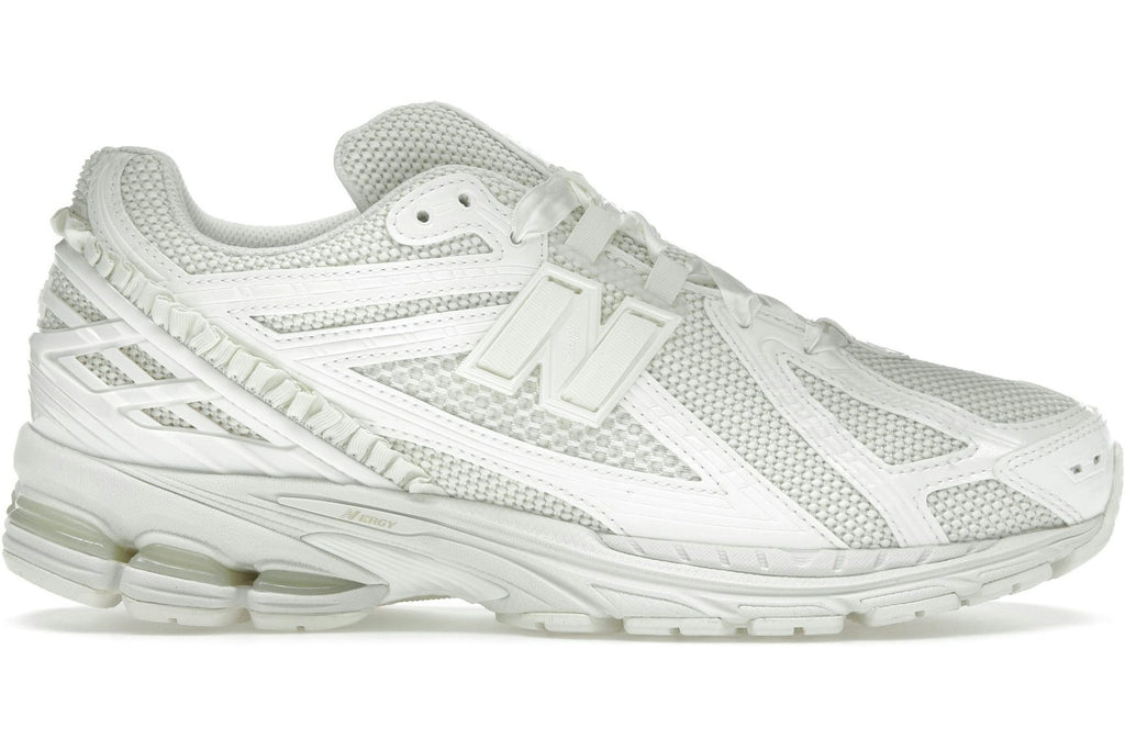 New Balance 1906R Triple White Frill