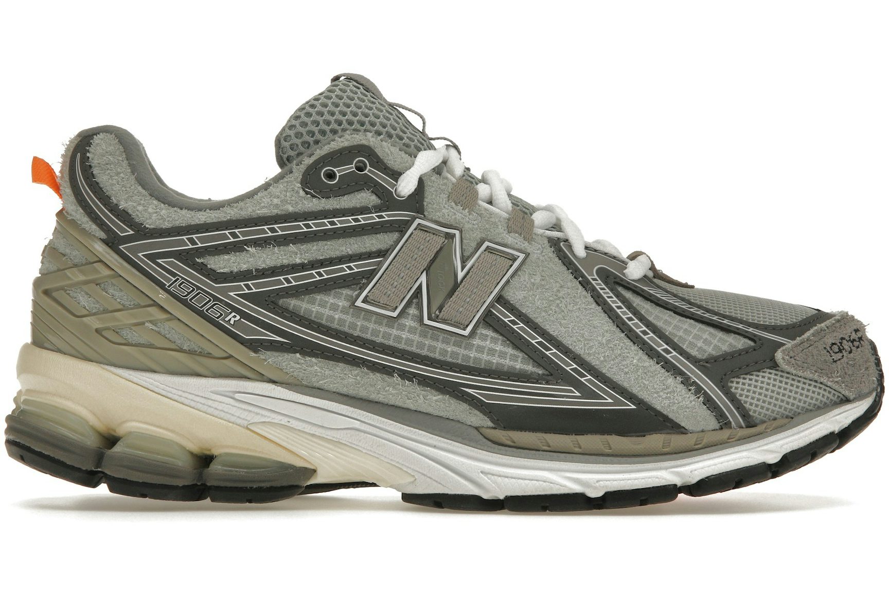New Balance 1906R N.Hoolywood x INVINCIBLE Grey Swan-1