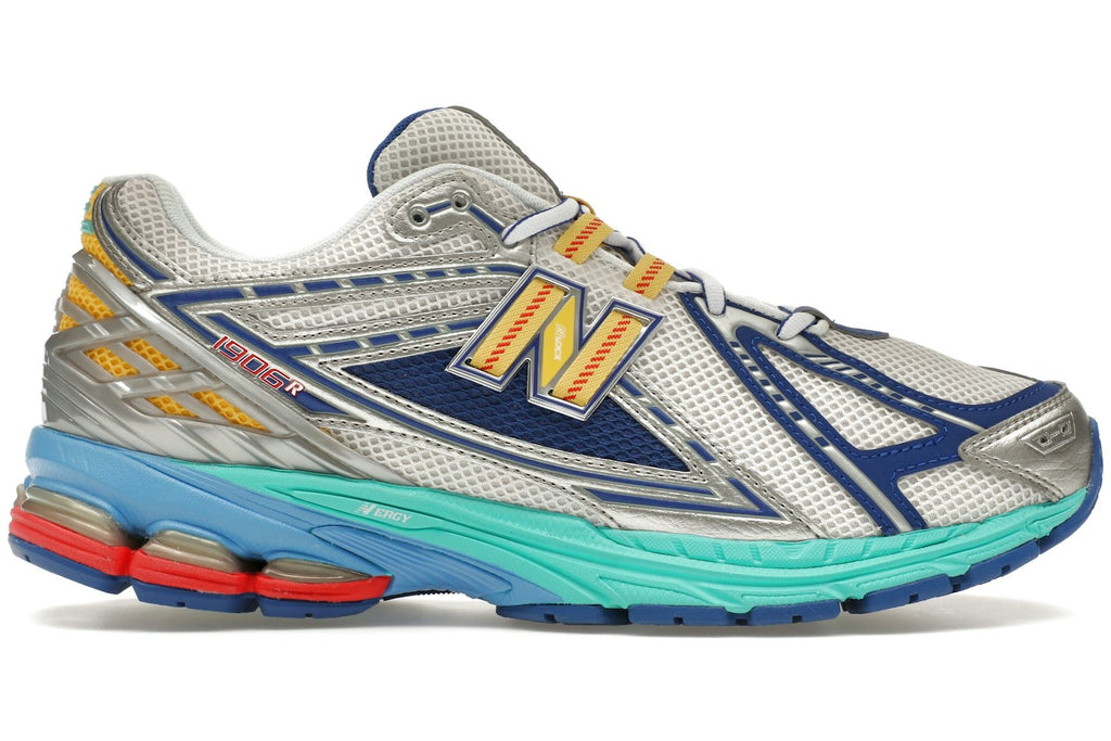 New Balance 1906R DTLR Moon Sign-1