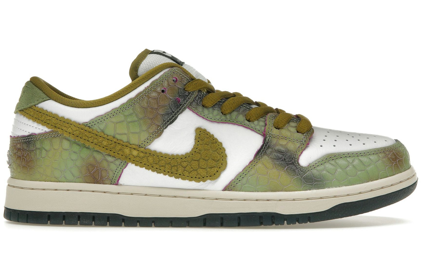Nike SB Dunk Low Alexis Sablone Chameleon-1