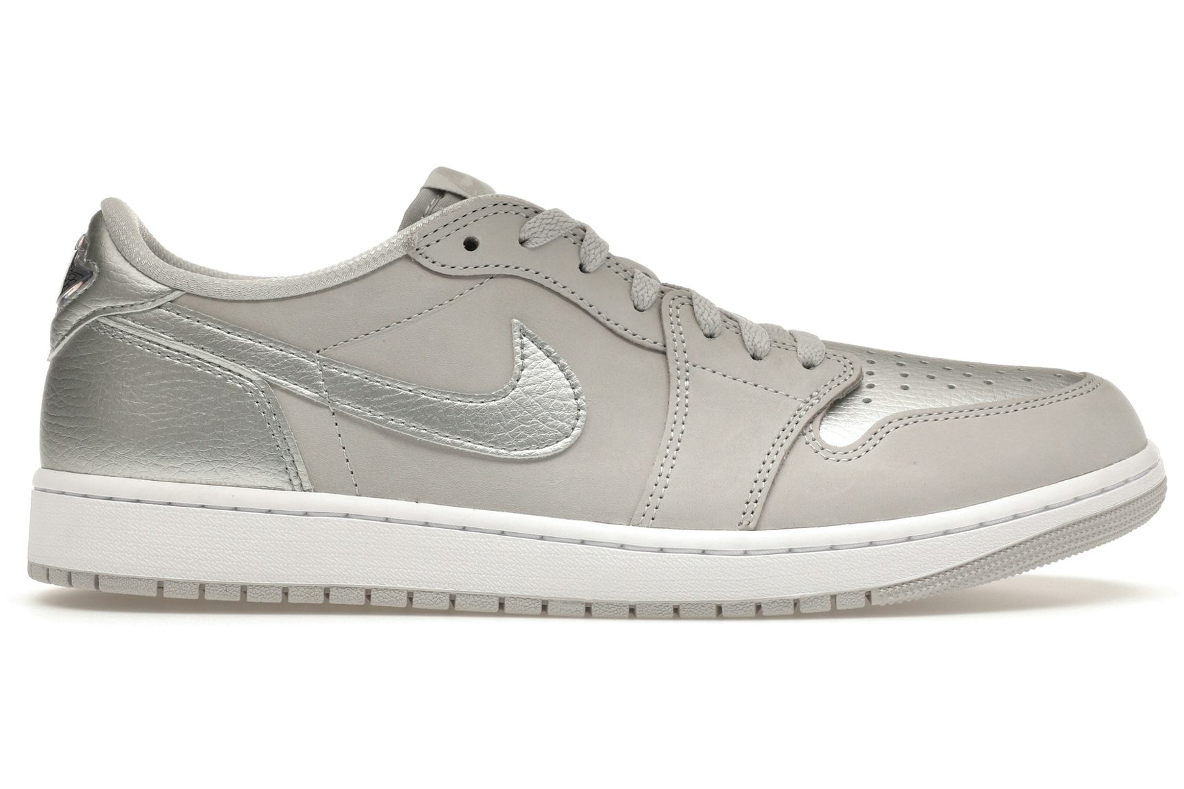 Jordan 1 Low OG Metallic Silver-1