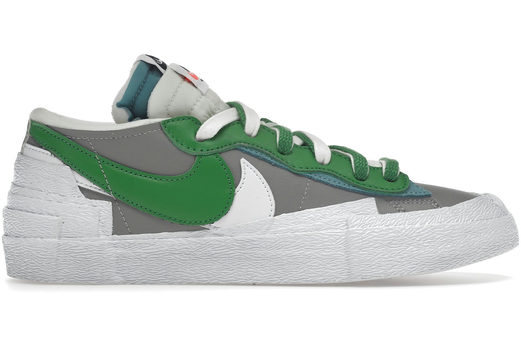 Nike Blazer Low sacai Medium Grey Classic Green