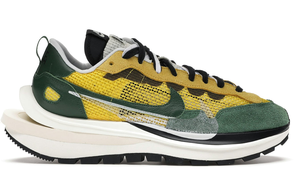 Nike Vaporwaffle sacai Tour Yellow Stadium Green-1