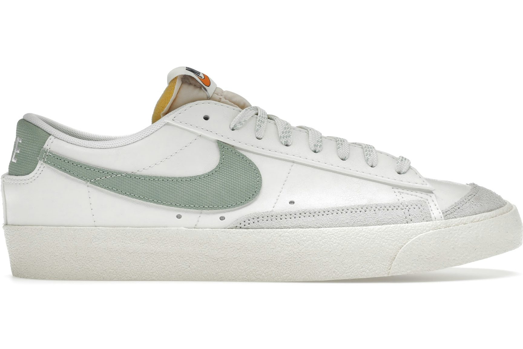Nike Blazer 77 Low Premium Certified Fresh-1