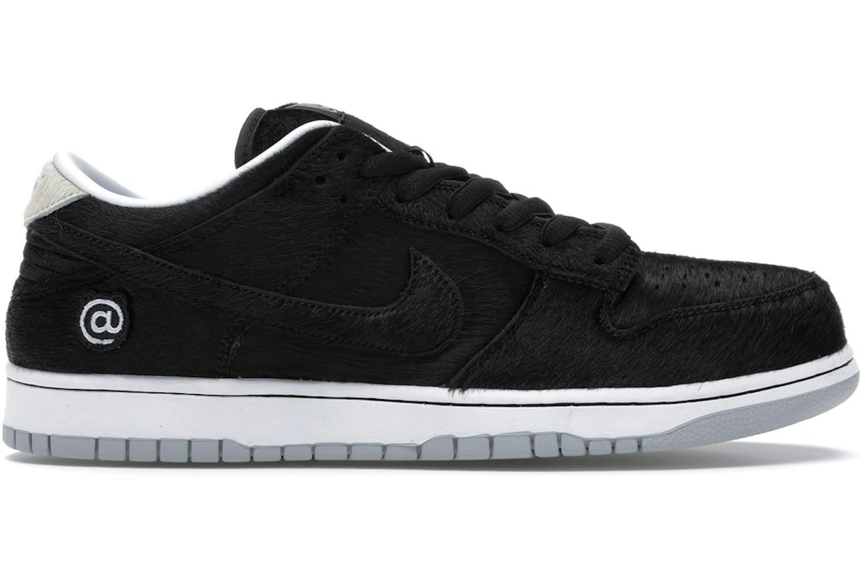 Nike SB Dunk Low Medicom Toy (2020)-1