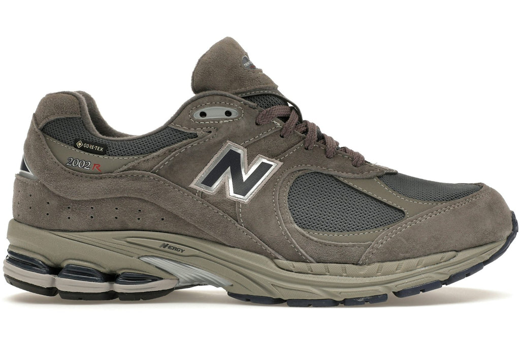 New Balance 2002R Gore-Tex Castlerock-1