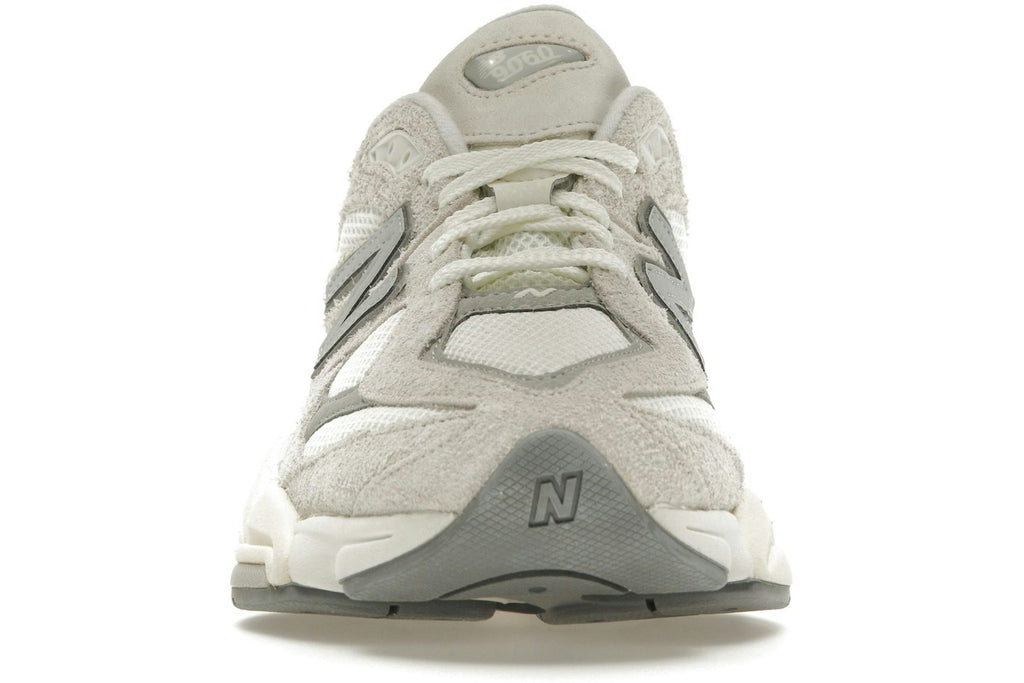New Balance 9060 Moonbeam Sea Salt-2