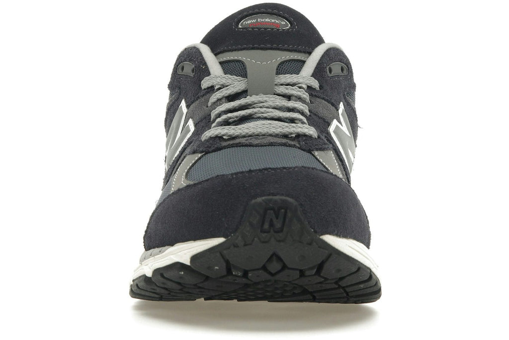 New Balance 2002R Eclipse Raincloud-2