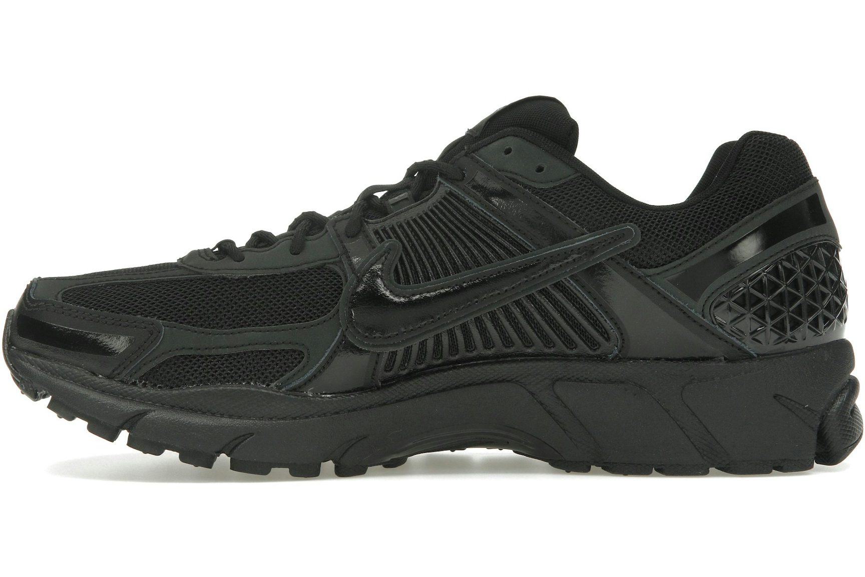 Nike Zoom Vomero 5 Dover Street Market 20th Anniversary-3