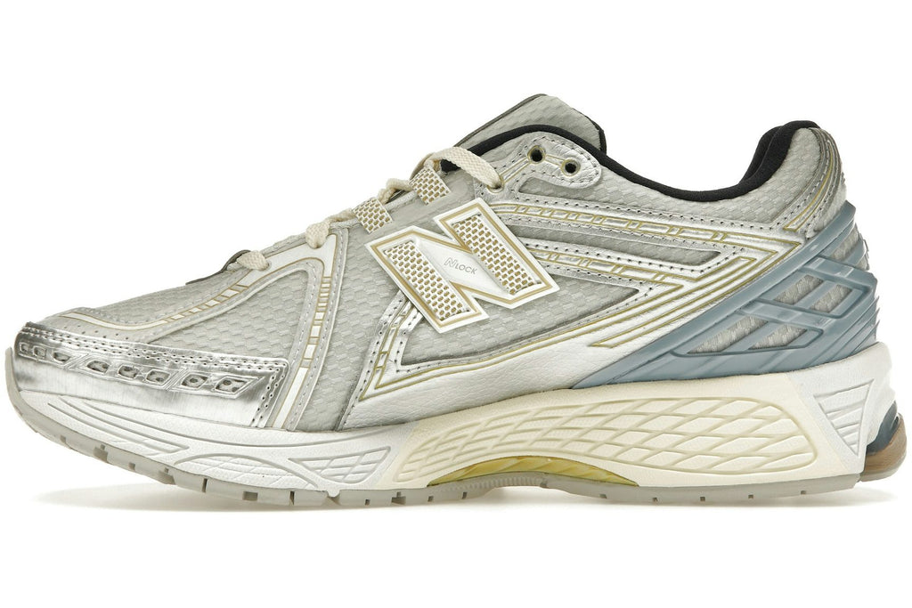 New Balance 1906R Kith White-3