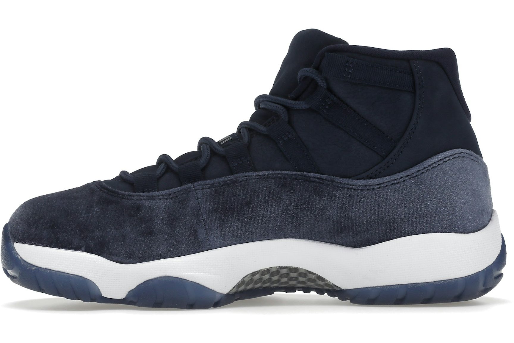 Jordan 11 Retro Midnight Navy (Women's)-3
