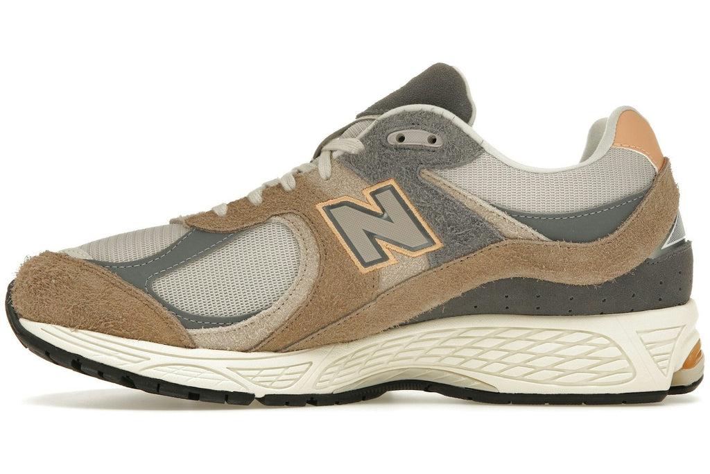 New Balance 2002R Mushroom Hazy Peach-3