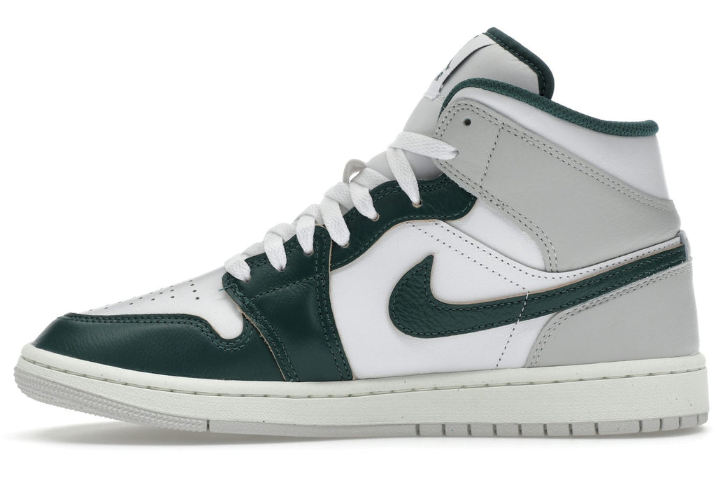 Jordan 1 Mid SE Oxidized Green