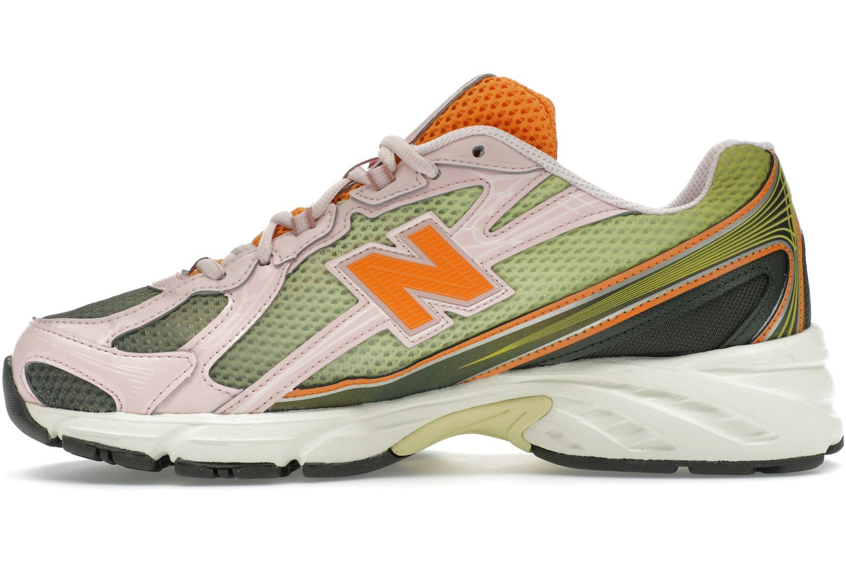 New Balance 740 Concepts Saignée-3