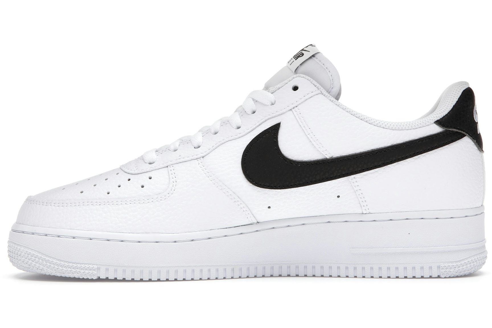 Nike Air Force 1 Low '07 White Black Pebbled Leather