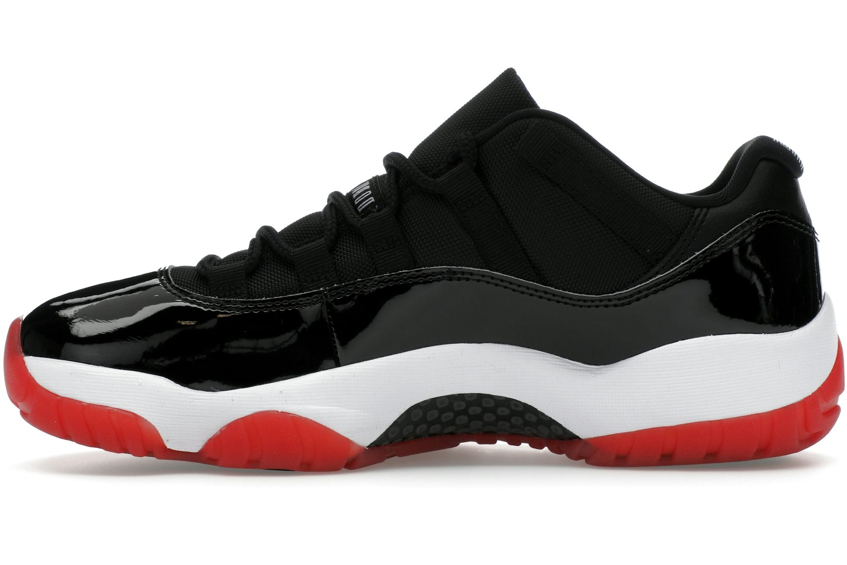Jordan 11 Retro Low Bred (2025)