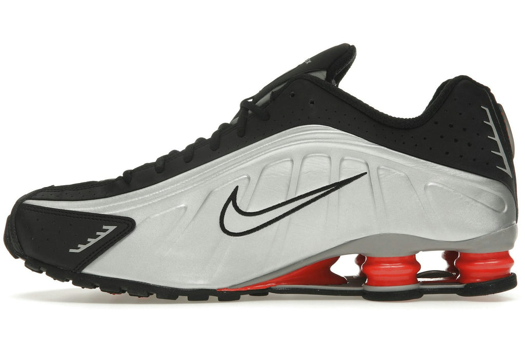 Nike Shox R4 Black Metallic Silver (2025)