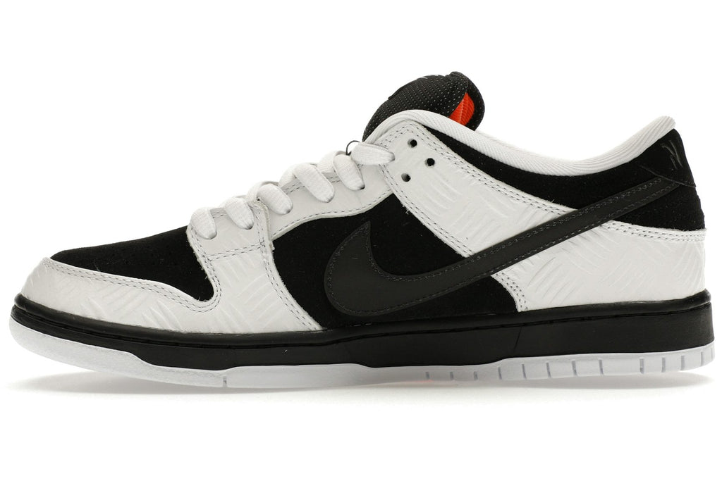 Nike SB Dunk Low TIGHTBOOTH-3