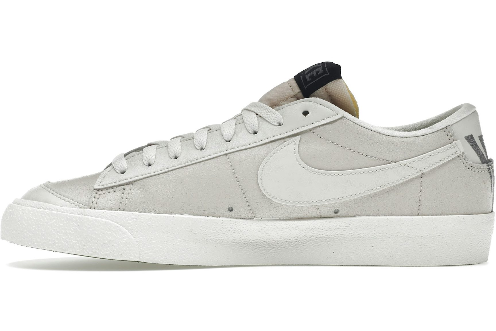 Nike Blazer Low 77 Premium Halloween (2022)-3