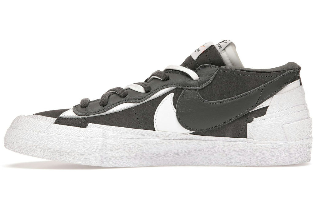 Nike Blazer Low sacai Iron Grey