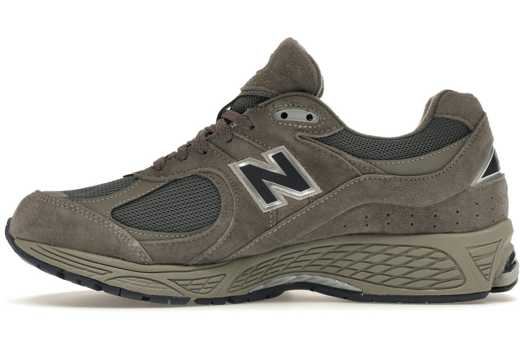 New Balance 2002R Gore-Tex Castlerock-3