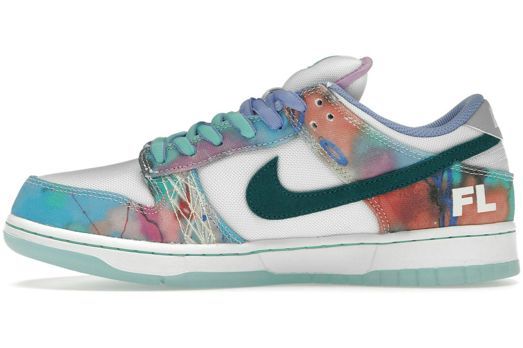 Nike SB Dunk Low Futura Laboratories Bleached Aqua-3