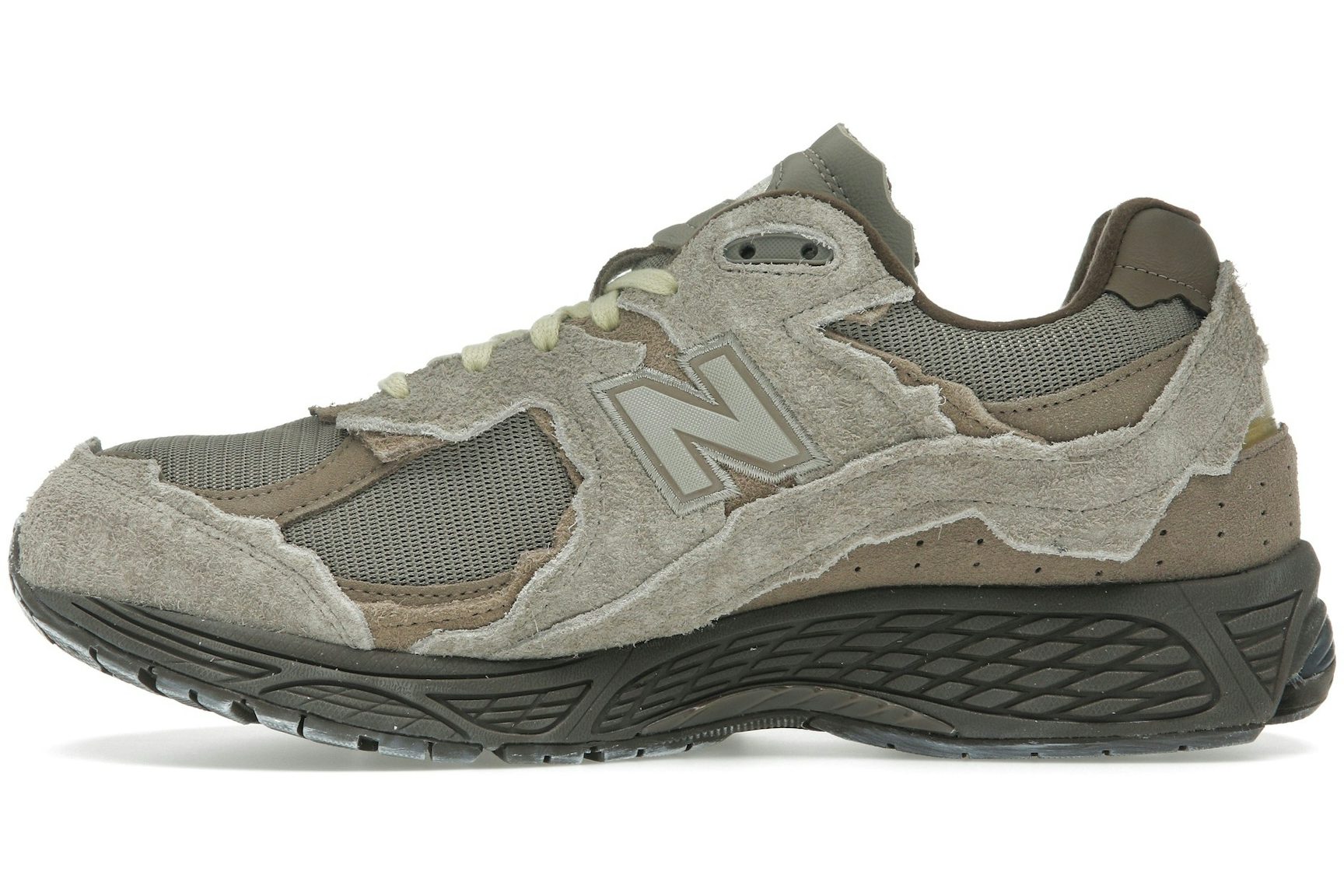 New Balance 2002R Protection Pack Brown-3