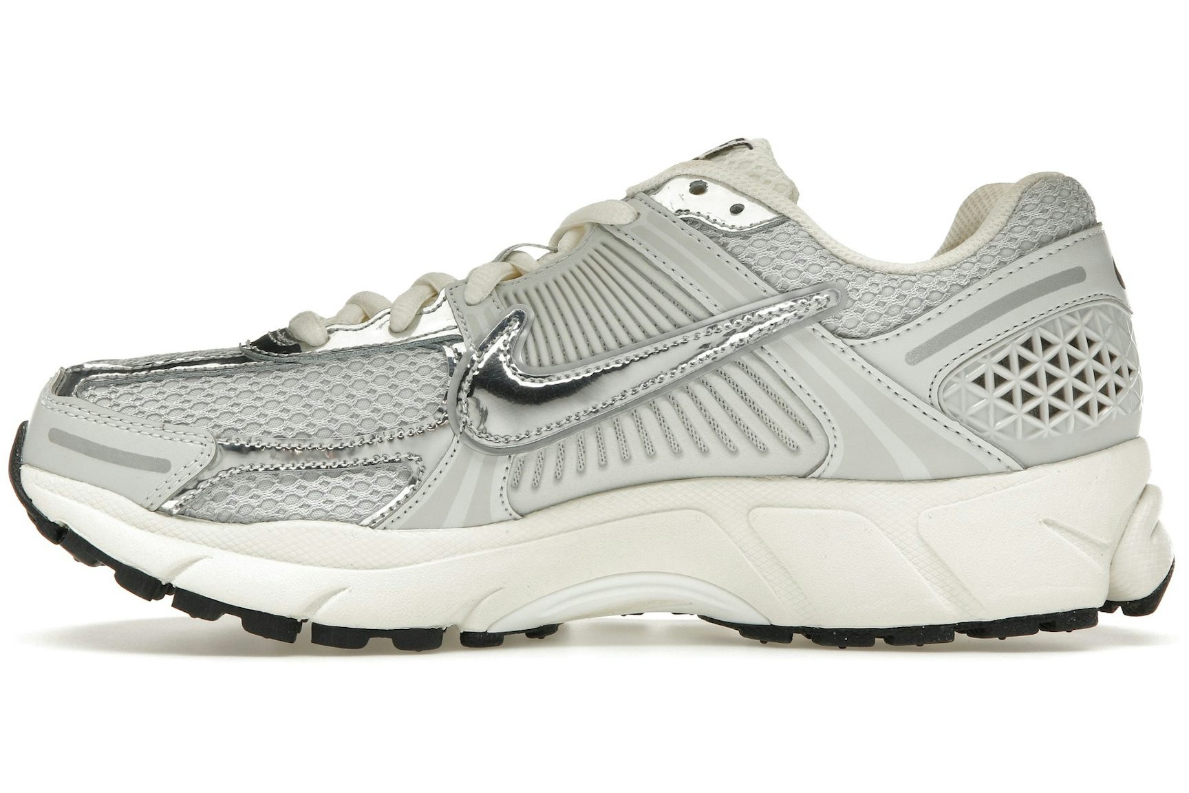 Nike Zoom Vomero 5 Chrome-3