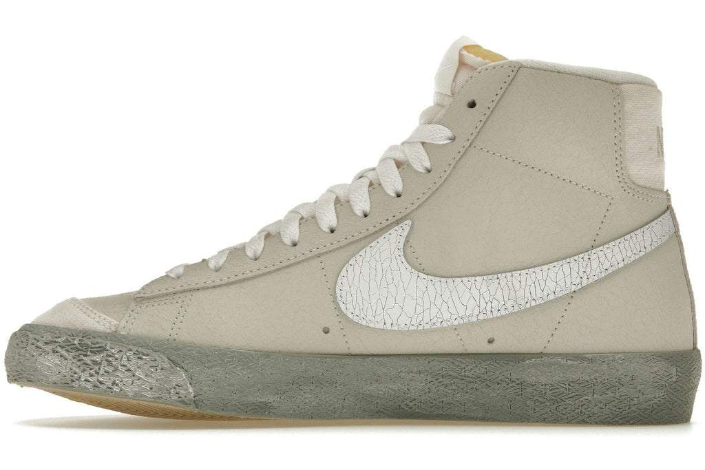 Nike Blazer Mid '77 EMB Summit White Phantom-3