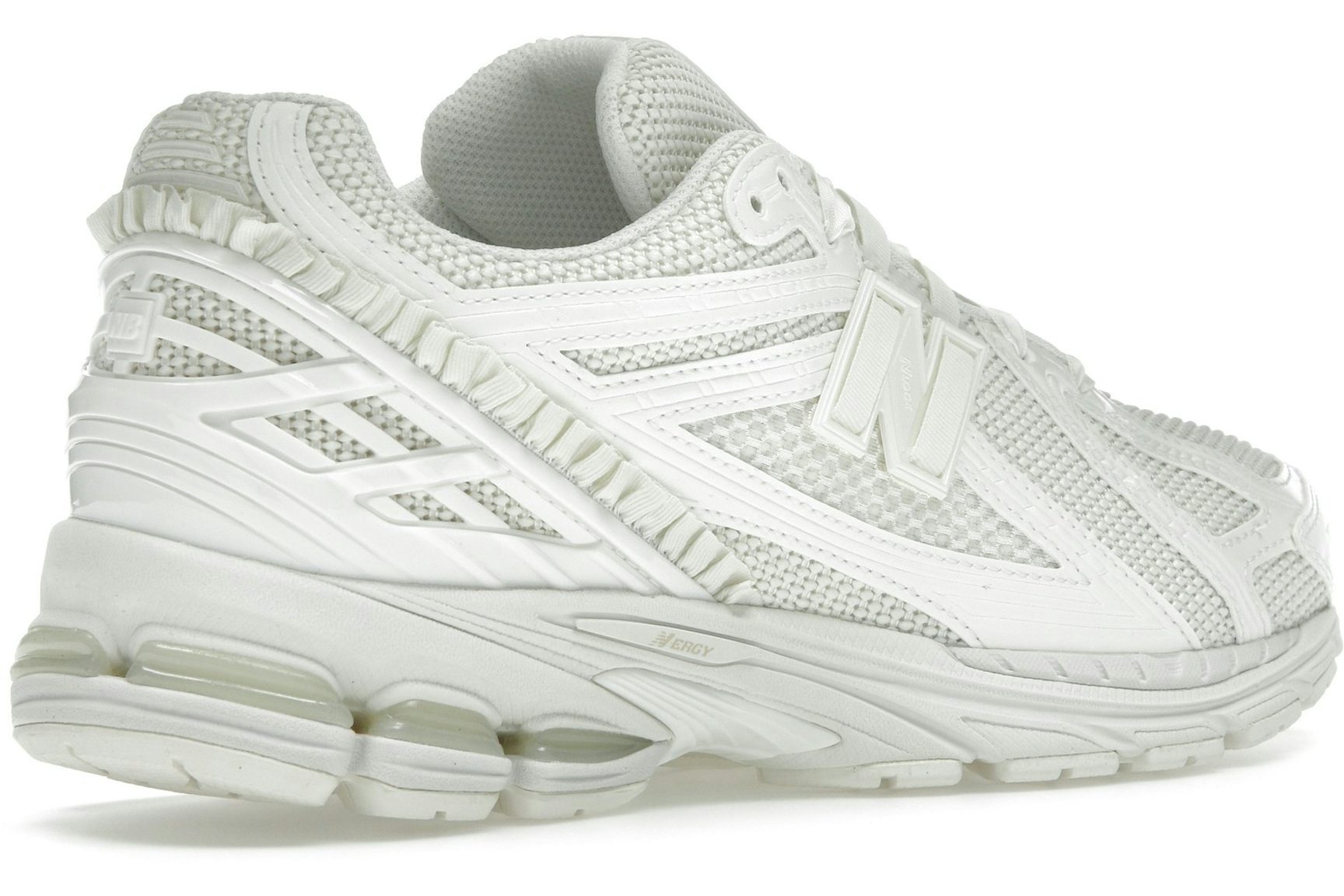 New Balance 1906R Triple White Frill