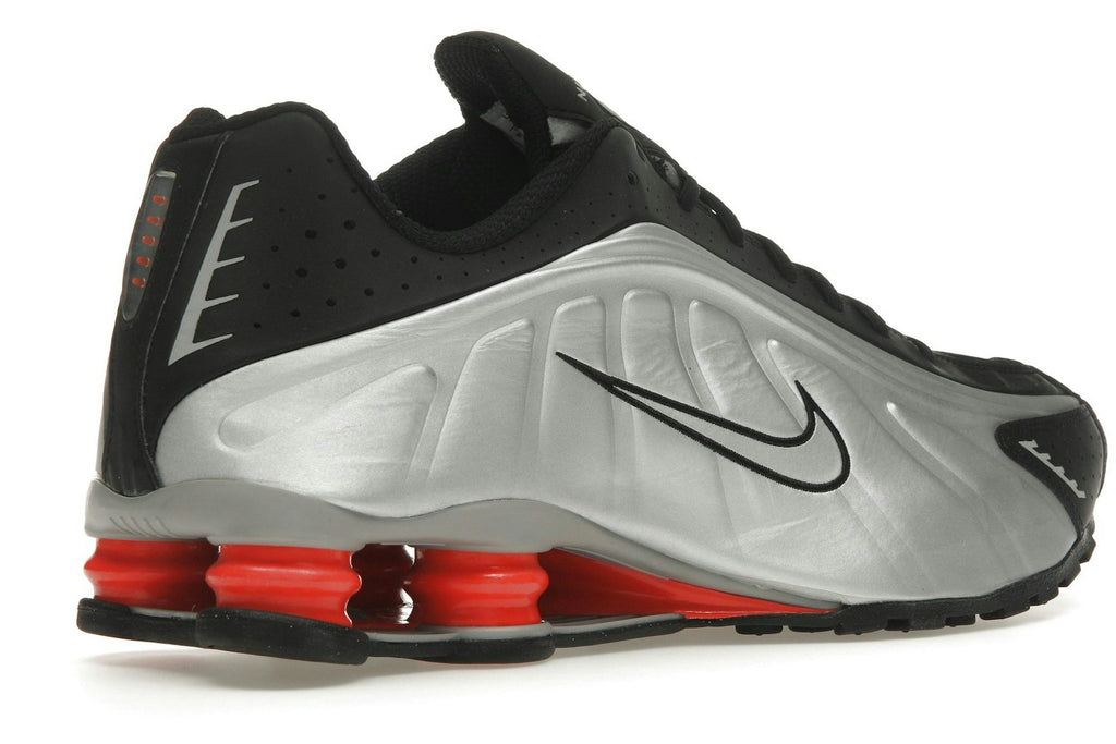 Nike Shox R4 Black Metallic Silver (2025)