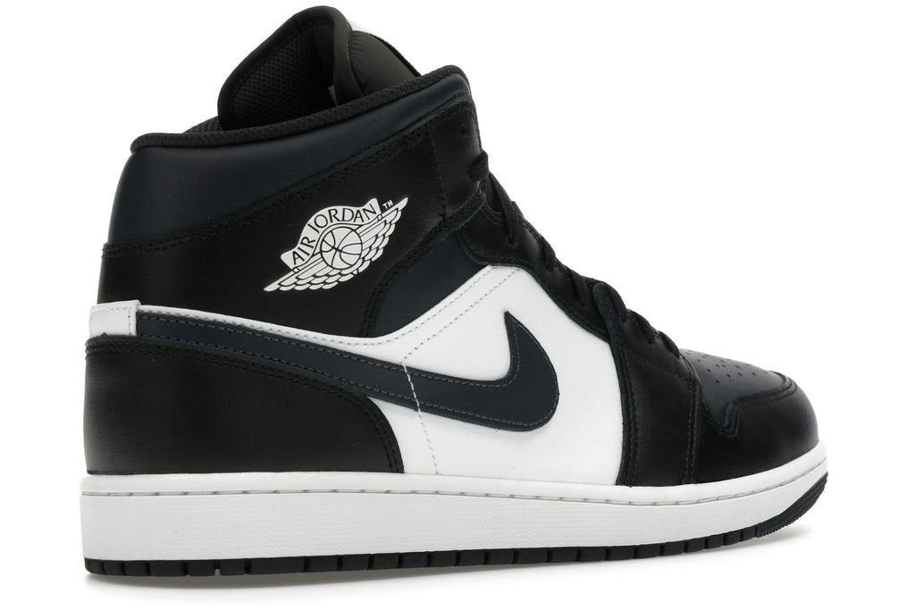 Jordan 1 Mid Off Noir Toe