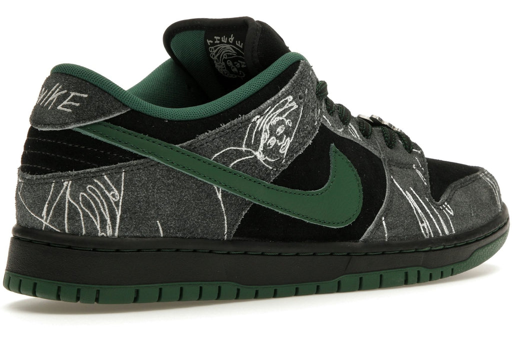 Nike SB Dunk Low There Skateboards-4