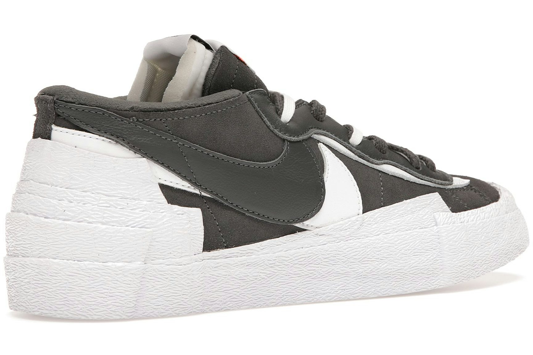 Nike Blazer Low sacai Iron Grey