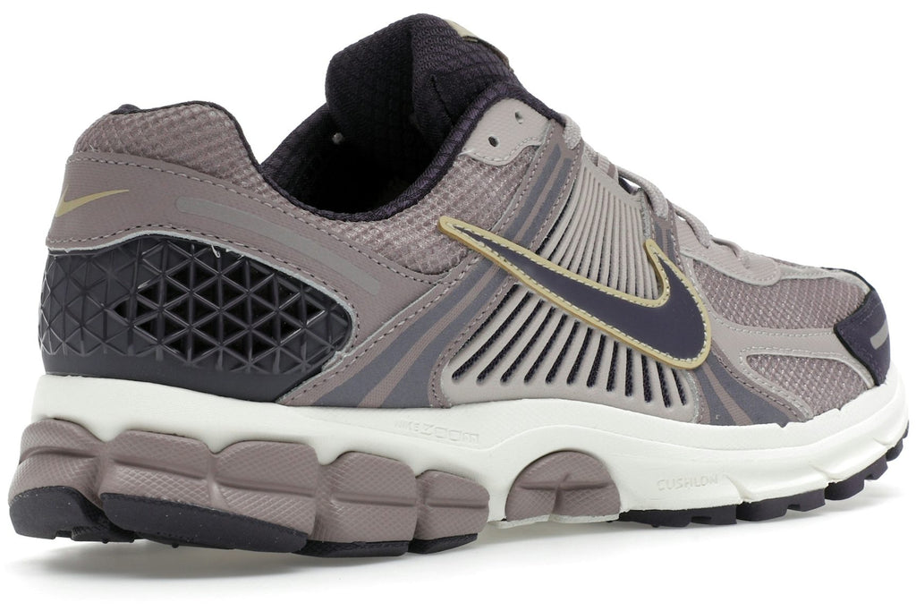 Nike Zoom Vomero 5 Platinum Violet-4