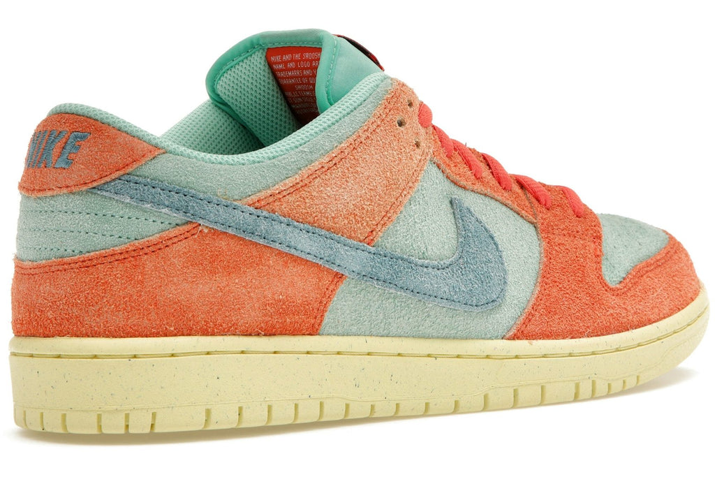 Nike SB Dunk Low Orange Emerald Rise-4