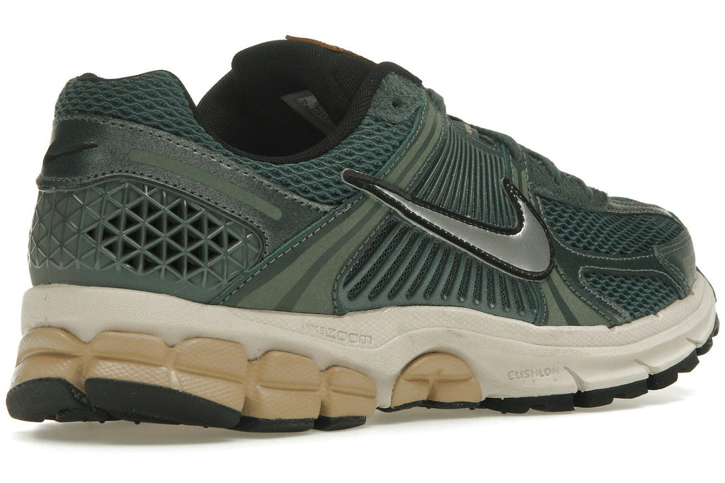 Nike Zoom Vomero 5 Vintage Green Light Orewood Brown Hemp Chrome (Women's)-4